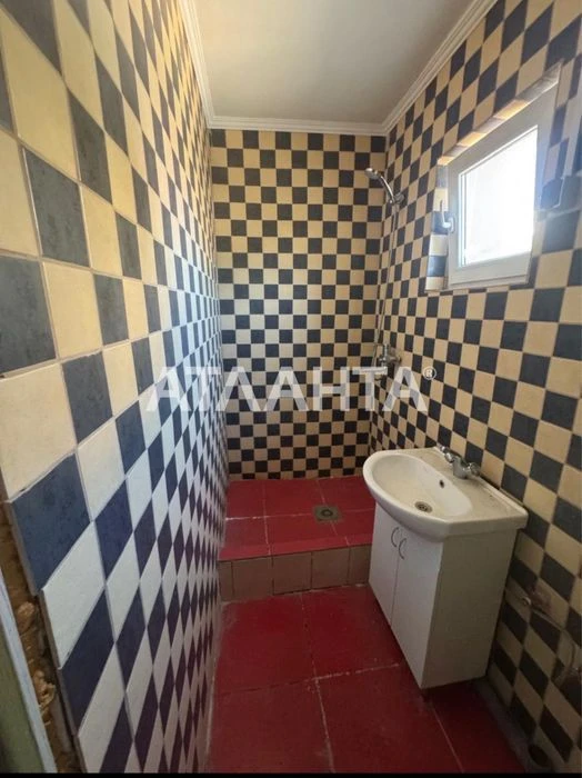 Odnushka on Moldovanka $20,000 Urgent!