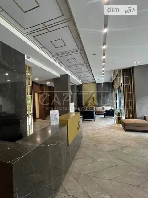 Sale of 3-room apartment 88 sq. m. on Sichovykh Striltsiv 52A •