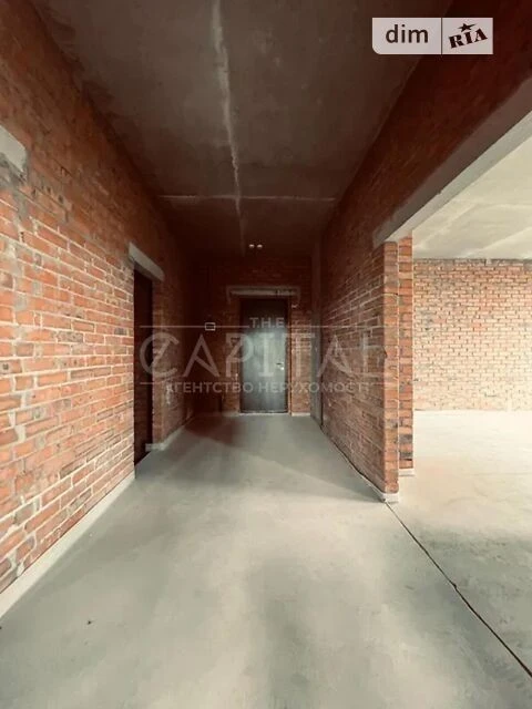 Sale of 3-room apartment 88 sq. m. on Sichovykh Striltsiv 52A •