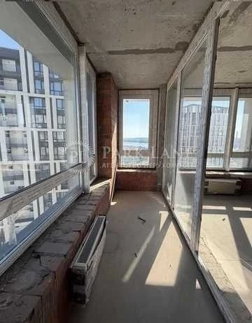 2k sq m Slavutych Zarichna 2 min metro 10 min center Zarichny Seven