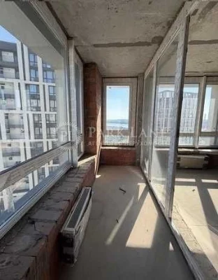 2k sq m Slavutych Zarichna 2 min metro 10 min center Zarichny Seven