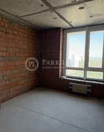 2k sq m Slavutych Zarichna 2 min metro 10 min center Zarichny Seven