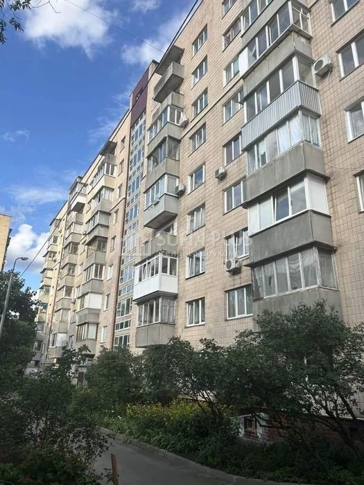 Urgent, without commission! 3 rooms, Windy Mountains 3, inexpensive