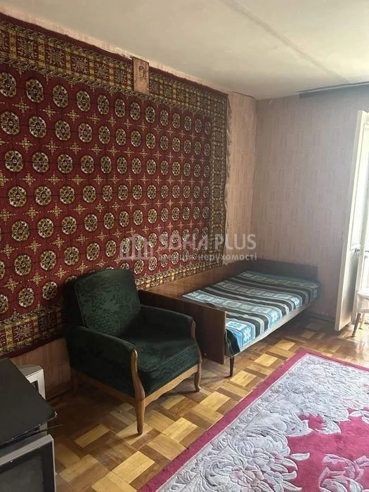 Urgent, without commission! 3 rooms, Windy Mountains 3, inexpensive
