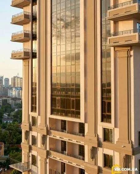 Продам 2-комн. квартиру с кухней-студией в Сданном ЖК Акропо