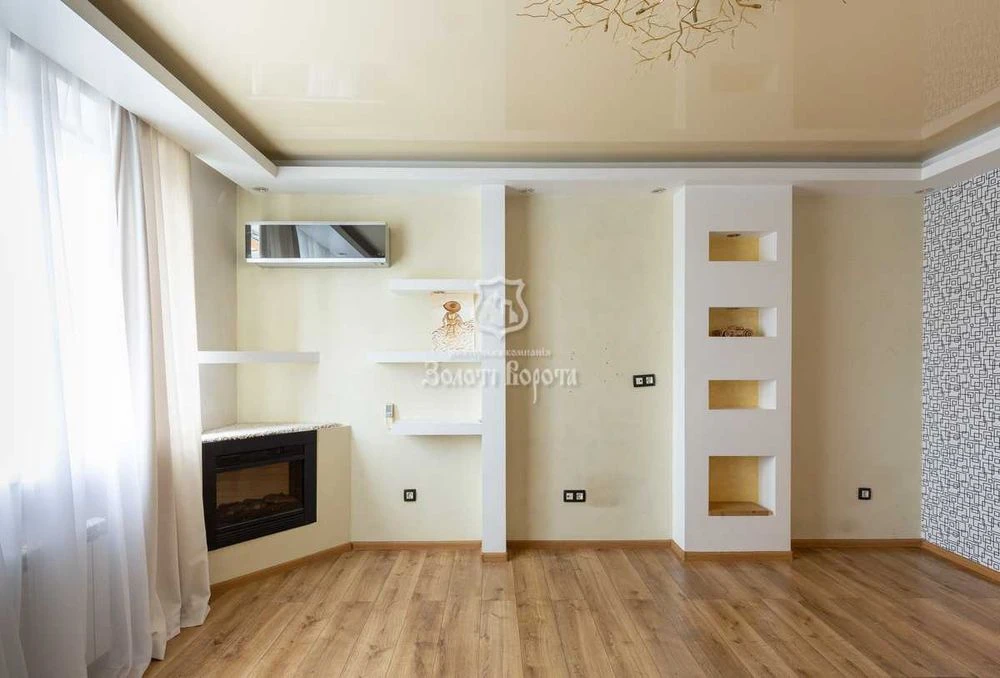 Apartment, 2 rooms. Good condition. Simʼyi Steshenkiv, 7, Borshchahivka, S