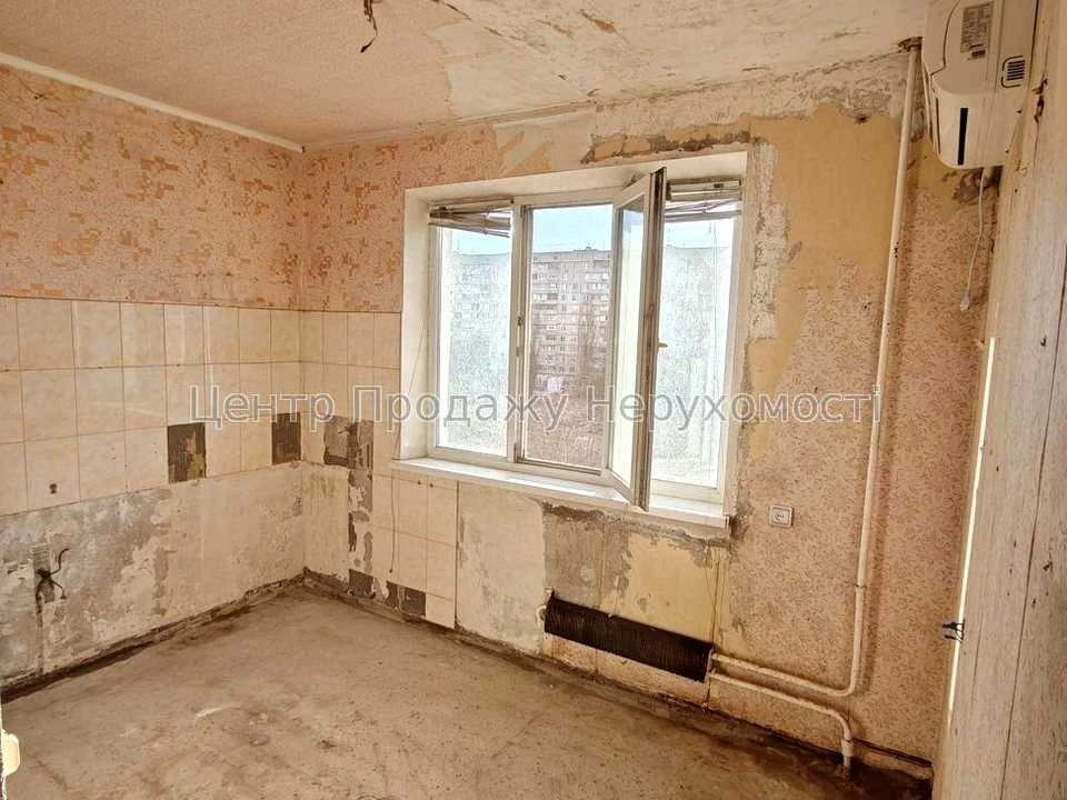Apartment. Kharkiv, Ludviga Svobody Ave.