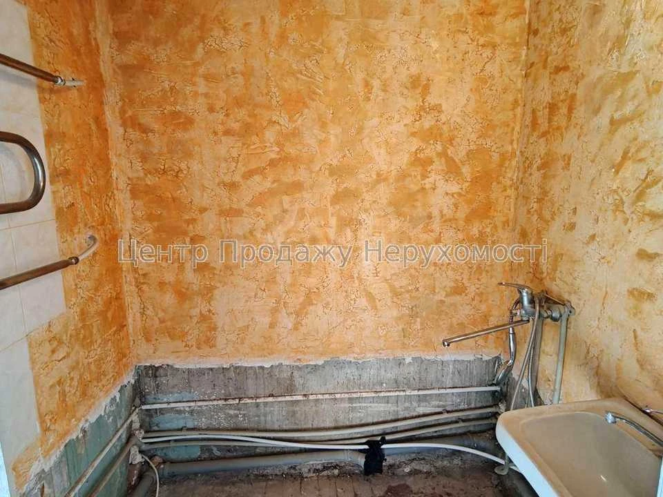 Apartment. Kharkiv, Ludviga Svobody Ave.