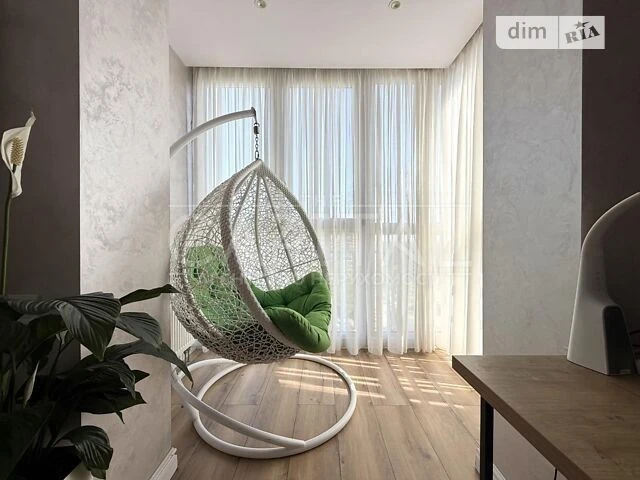 Продаж 2к квартири 85 кв. м на вул. Метрологічна 52 • ID 346