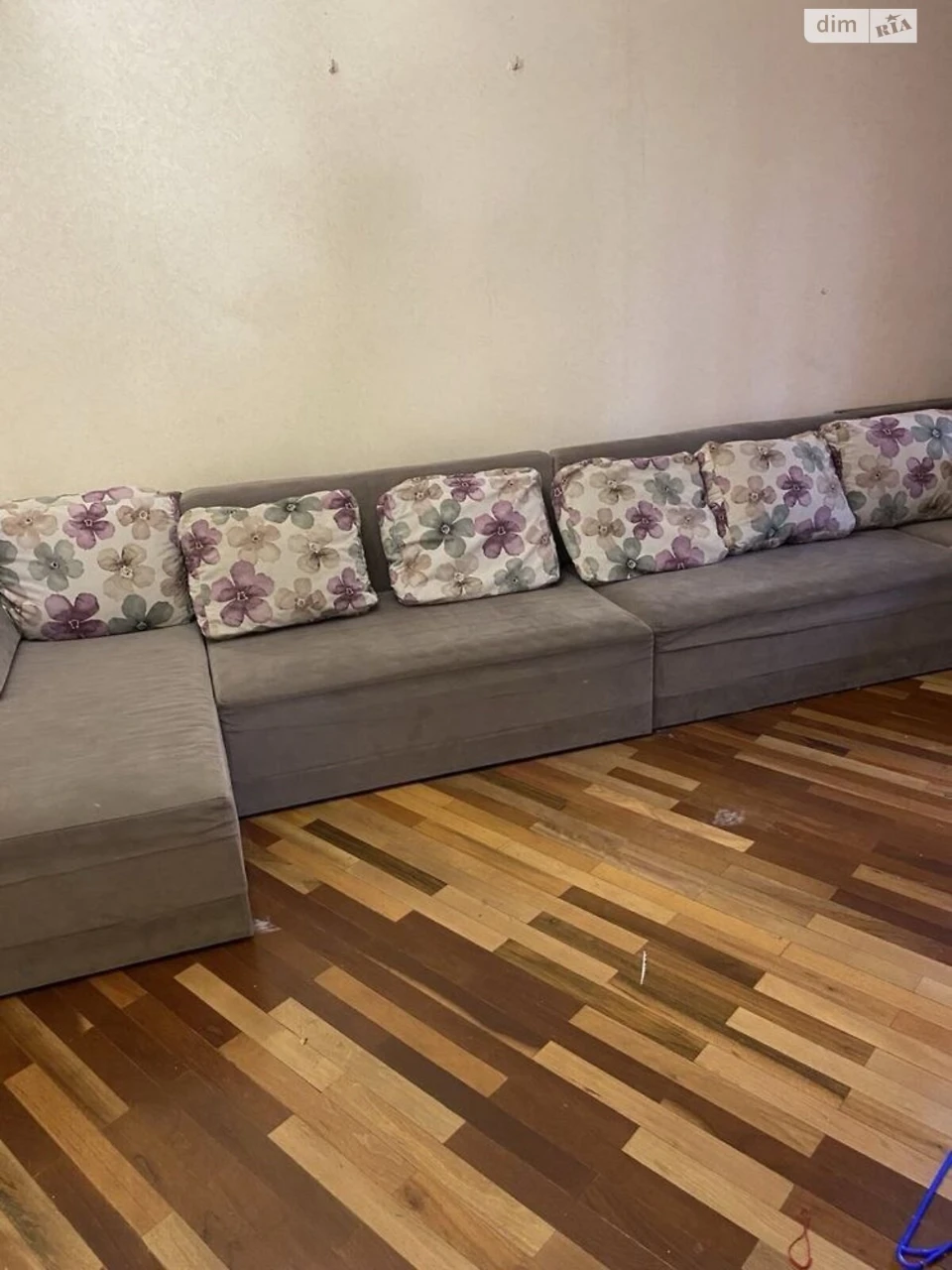 Long-Term Apartment Rental