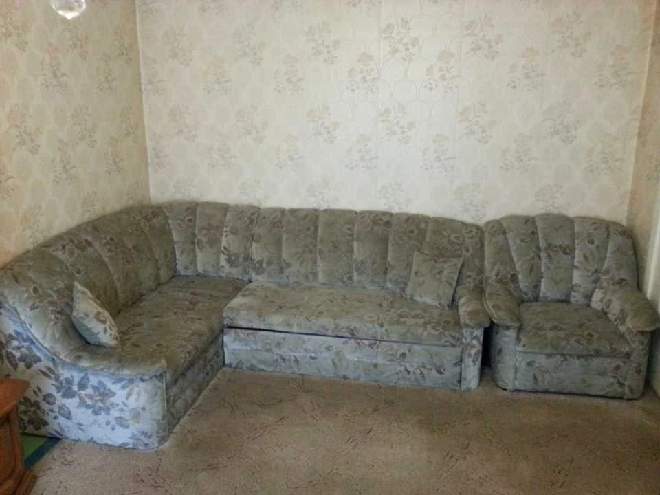 Apartment. Dnipro, Dobrovoltsiv lane.