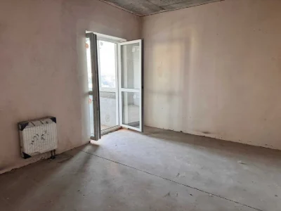 WITHOUT % Sale of 3 rooms for repair in Shevchenkivskyi residential complex Zolotoustivska