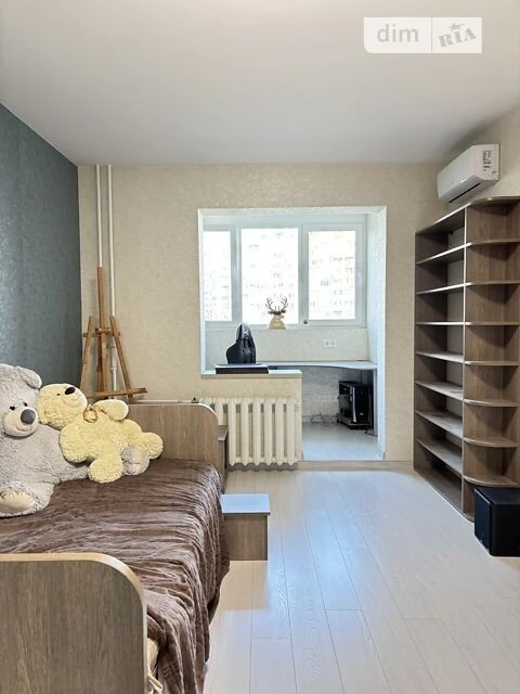 For sale 3-room apartment 96 sq. m on Urlivska Street 14 • ID 346751