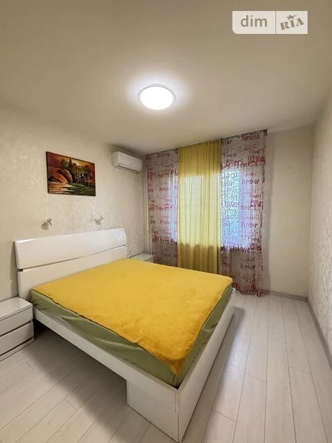 For sale 3-room apartment 96 sq. m on Urlivska Street 14 • ID 346751
