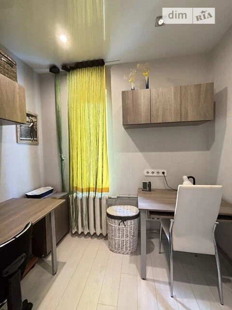 For sale 3-room apartment 96 sq. m on Urlivska Street 14 • ID 346751
