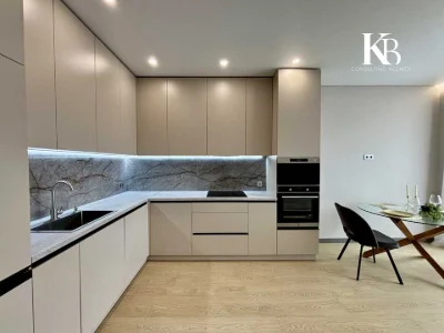 Apartment. Dnipro, Naberezhna Peremohy st.