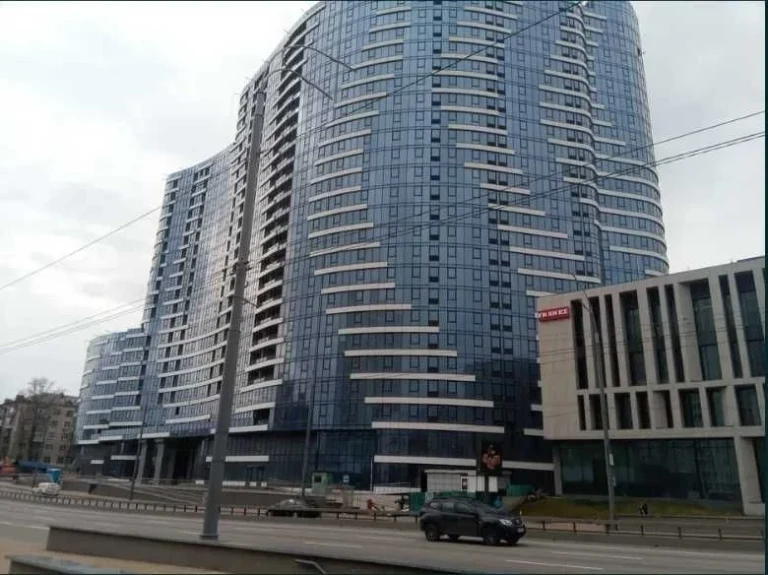 Продається квартира в новому ЖК Арія -метро Звіринецька