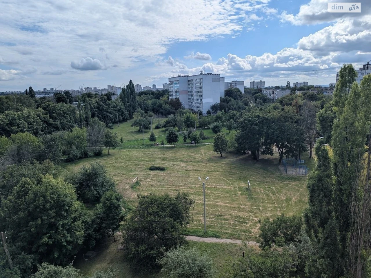 Sale Apartment Saltivskyi