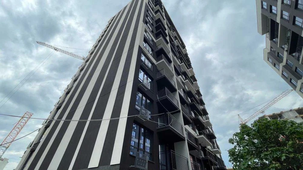 2-комнатная квартира в сданном ЖК Family Plaza — центр города,