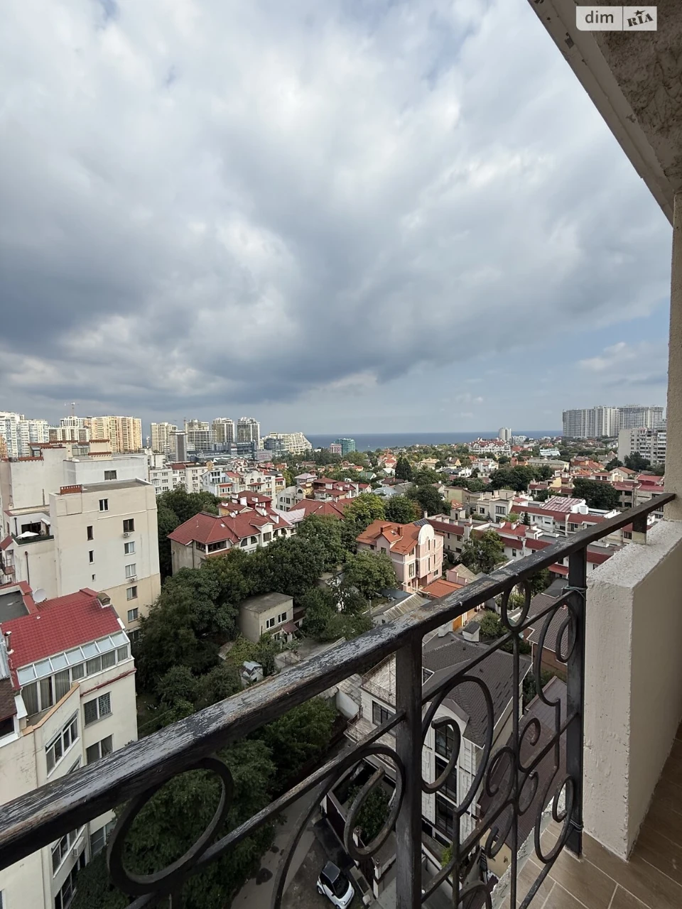Продажа квартир Приморский.