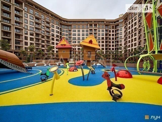 Sale of 3-room apartment 400 sq. m on Mykhayla Boychuk St. 17 • ID