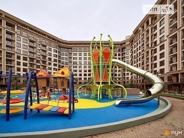 Sale of 3-room apartment 400 sq. m on Mykhayla Boychuk St. 17 • ID