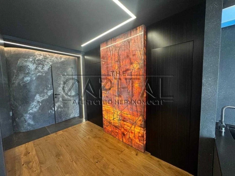 For sale / Apartment / 82 m2 / Residential complex French Quarter 2 / Pecher