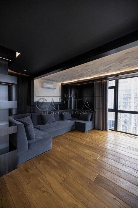 For sale / Apartment / 82 m2 / Residential complex French Quarter 2 / Pecher