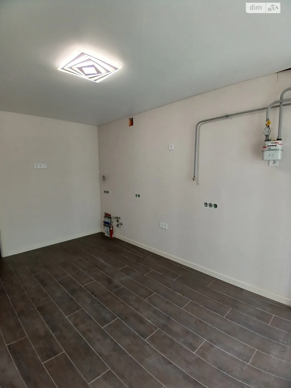 For Sale Apartment Center