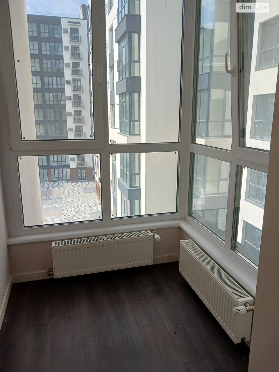 For Sale Apartment Center