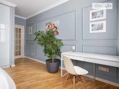 Sale of 3-room apartment 87 sq. m. on Sim'yi Kulzhenkiv 35 • ID