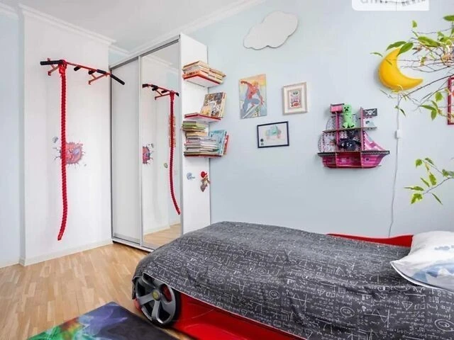 Sale of 3-room apartment 87 sq. m. on Sim'yi Kulzhenkiv 35 • ID
