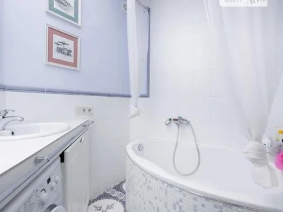 Sale of 3-room apartment 87 sq. m. on Sim'yi Kulzhenkiv 35 • ID