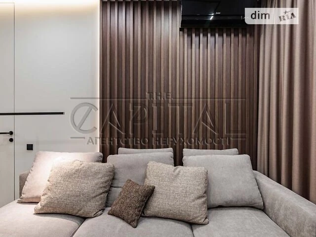 Sale of 2-room apartment 85.1 sq. m. on Andriy Verkhoglyada Street • ID