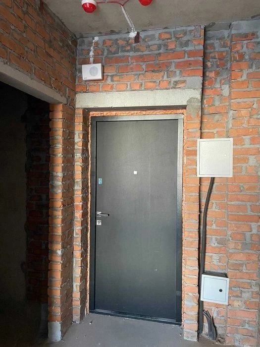 One-room apartment for sale in a prestigious business class residential complex