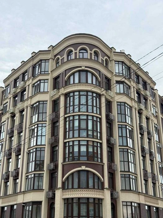 Продаж 1-кімнатної квартири в новобудові - Центр міста!