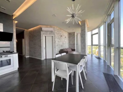 Apartment. Odesa, French Boulevard.