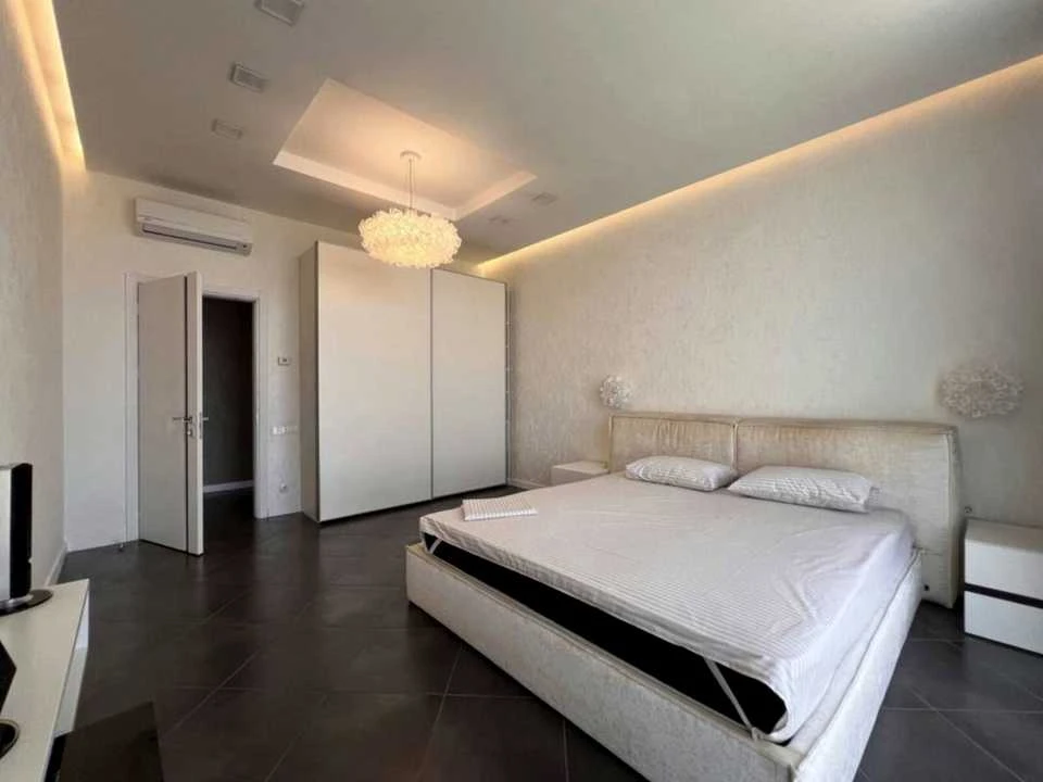 Apartment. Odesa, French Boulevard.