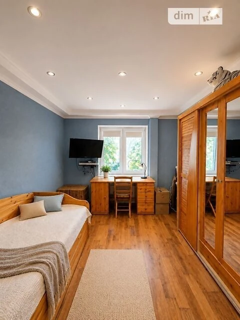 Sale of 3-room apartment 56.7 sq. m. on Entuziastiv Street 19/1 • ID