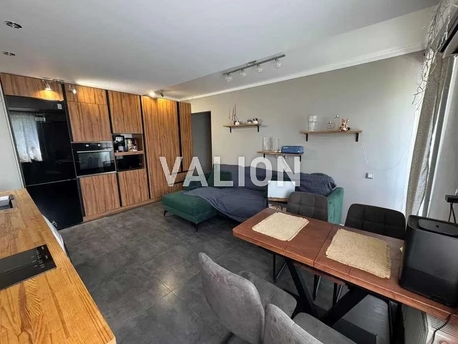 3-room apartment for sale, 12 Hetman Kyryla Rozumovskogo St.