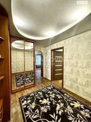 3-room apartment for sale near Darnytsia metro station. Toropovs