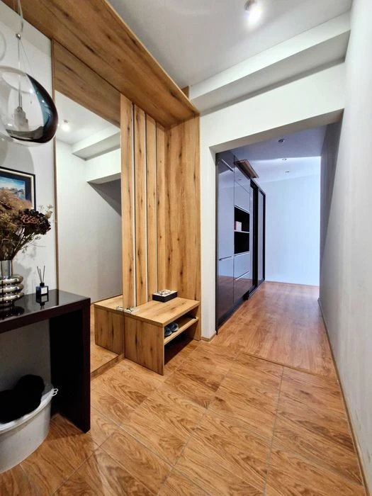 I am selling a large apartment of 60m. 1 bedroom + kitchen-living room of 25m.
