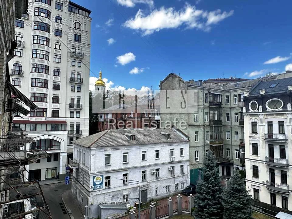 Квартира. Киев, Тараса Шевченко пер.