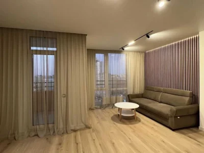 3-room apartment with renovation, 93 sq. m., in the Seven Seven Osokorky Slavut residential complex