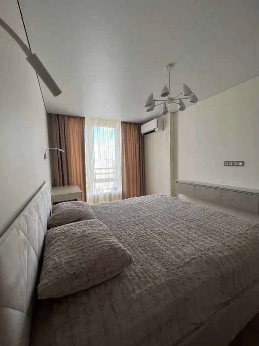 3-room apartment with renovation, 93 sq. m., in the Seven Seven Osokorky Slavut residential complex