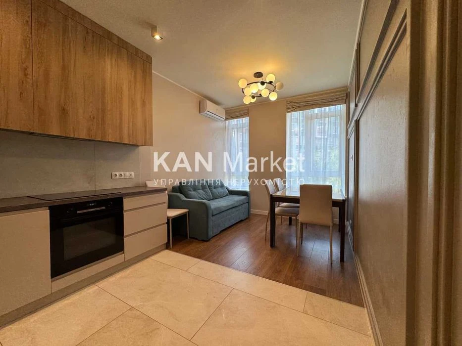 Sale of a 1-room apartment with renovation in the Respublika residential complex