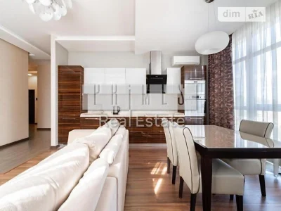 Sale of 2-room apartment 84 sq. m. on Andriy Verkhoglyada St. 7 • ID