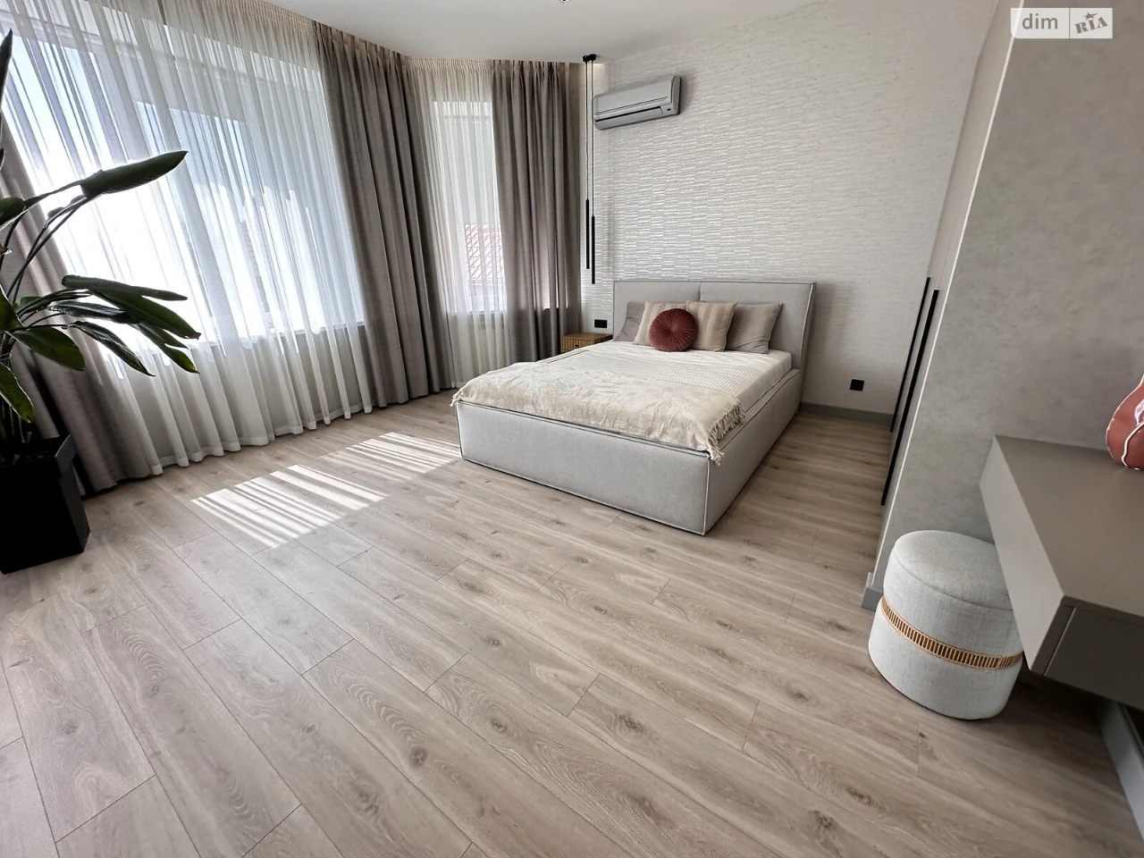 House for sale Velykyi Fontan