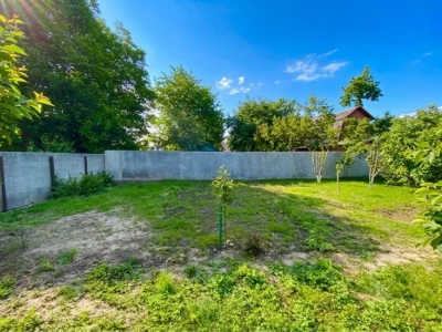 House for sale in Vinnytsia 140m2, 7 acres of land.