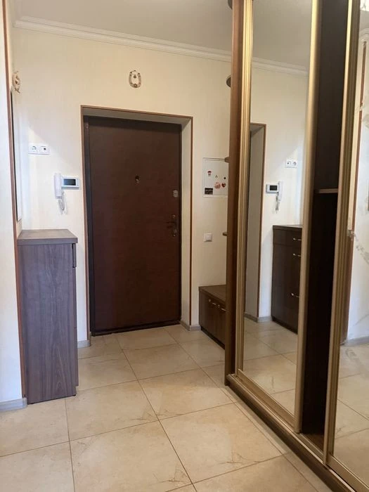 Продажа 2х комнатной квартиры Соборности 30